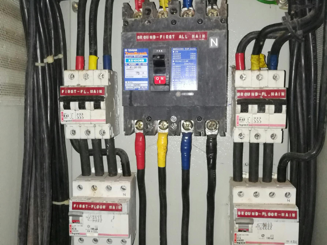 武漢鑫起禾貿(mào)易有限公司 專注配電開關(guān)控制設(shè)備，賦能現(xiàn)代電力系統(tǒng)安全與高效